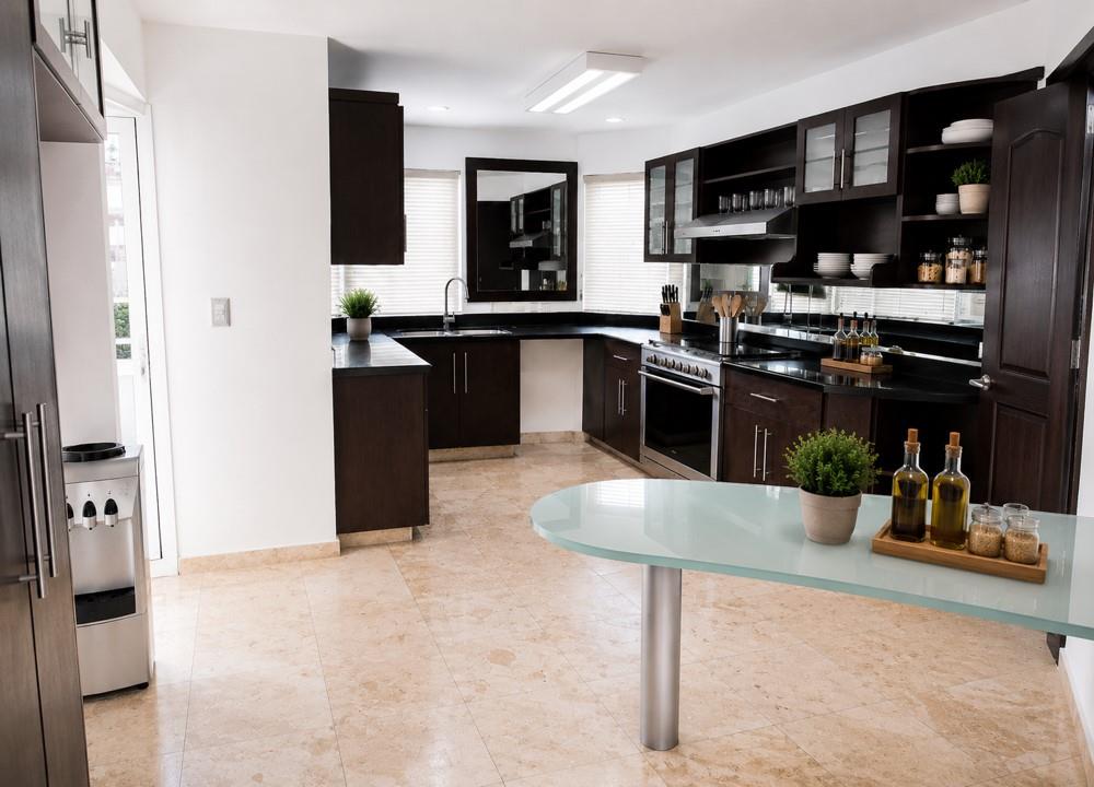 Cocina integral con desayunador